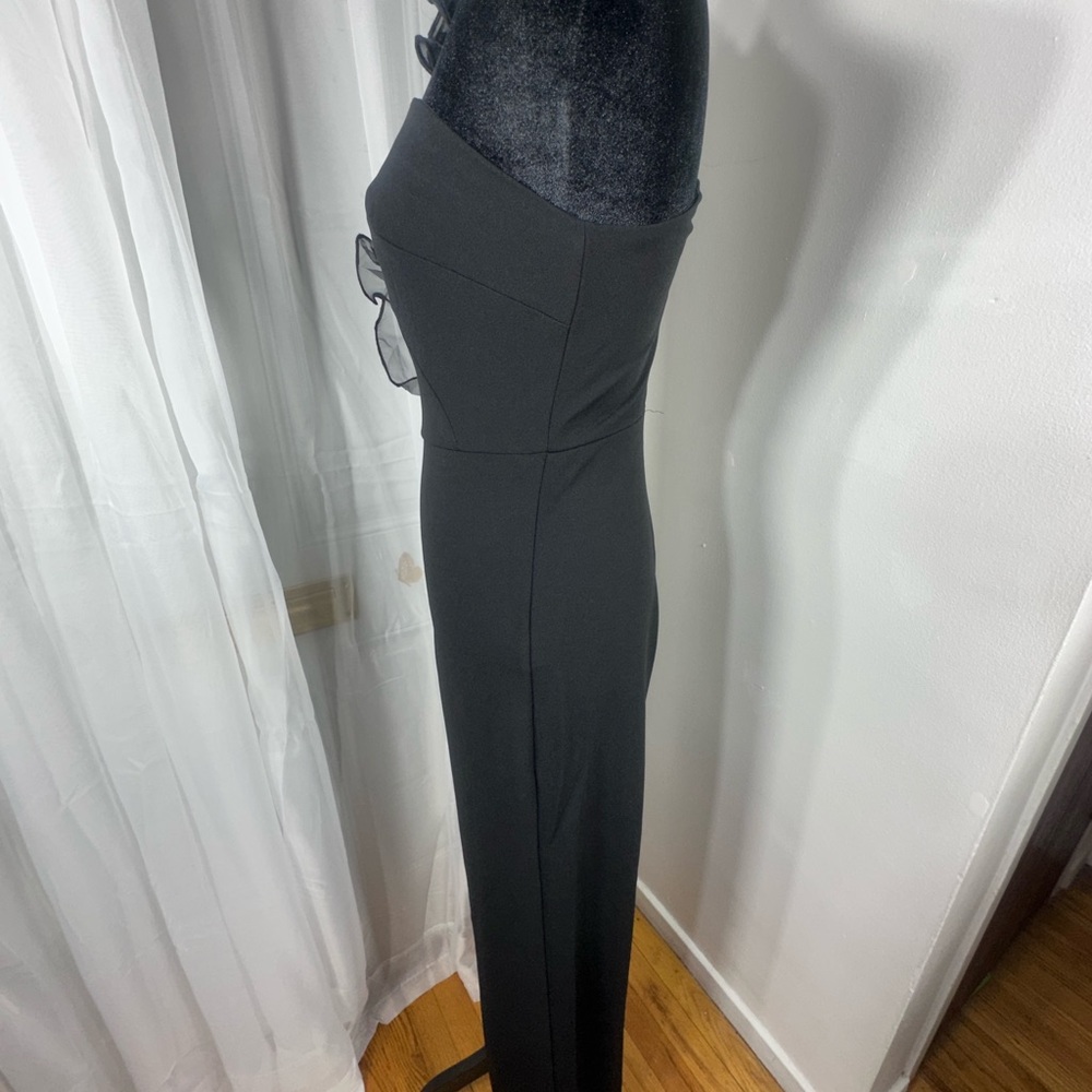 Chic Black One-Shoulder Jumpsuit with Ruffle Detail - Picture 6 of 7